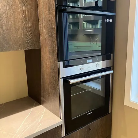 Townhouse In Sentrum