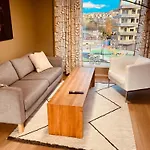 Townhouse In Sentrum *
